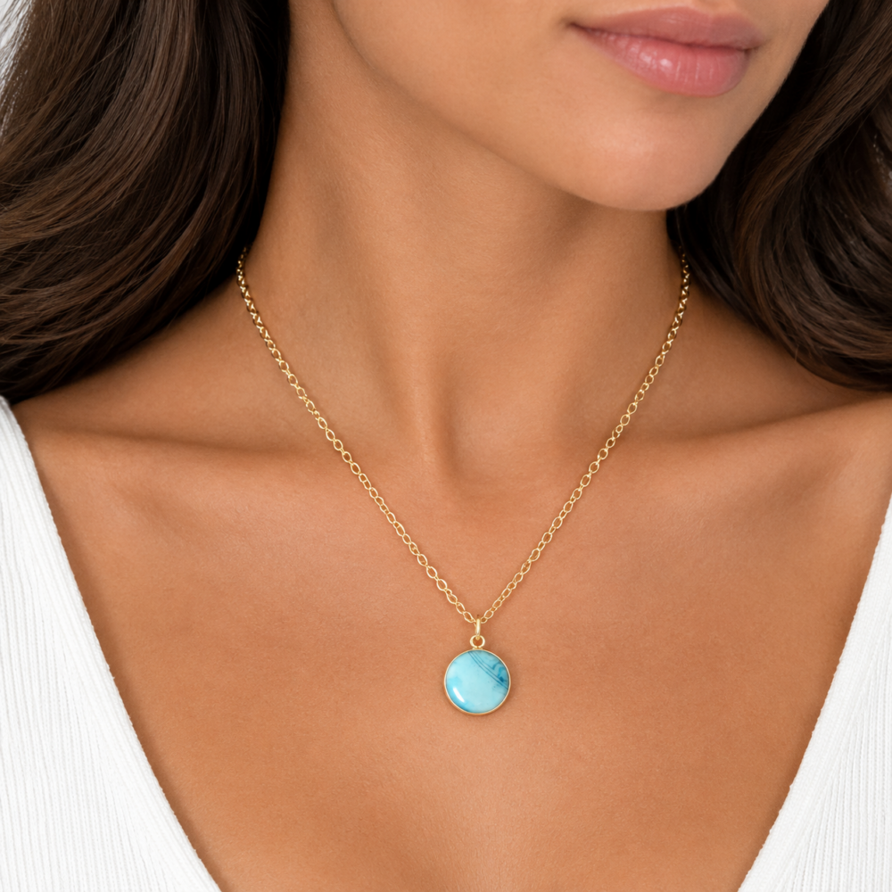 Collier cabochon Agate bleu des mers, bijou assemblé à la main en Isère