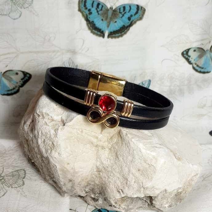 Bracelet Infini rouge